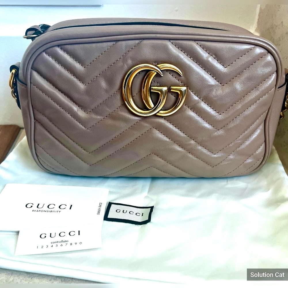 Gucci GG Marmont Leather Small Cross Body Bag in Pink Beige